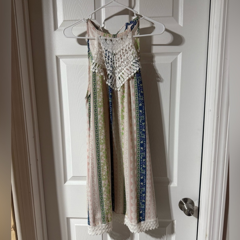Mistic Prysm by Listicle Dress Size Large. Style # LD0042. Crochet Detail. - Picture 3 of 9